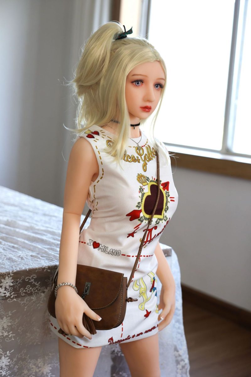 Lee real doll4