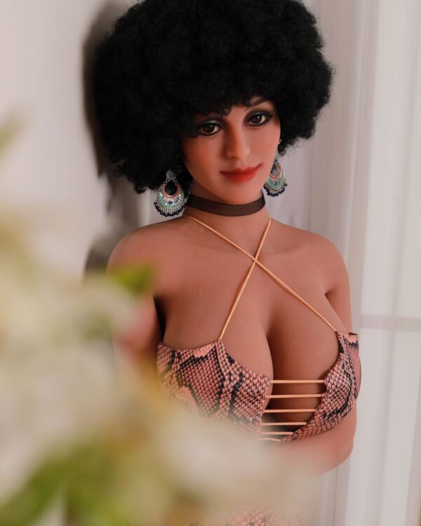 Heroine - 168 cm velika realistična spolna lutka z velikimi joški